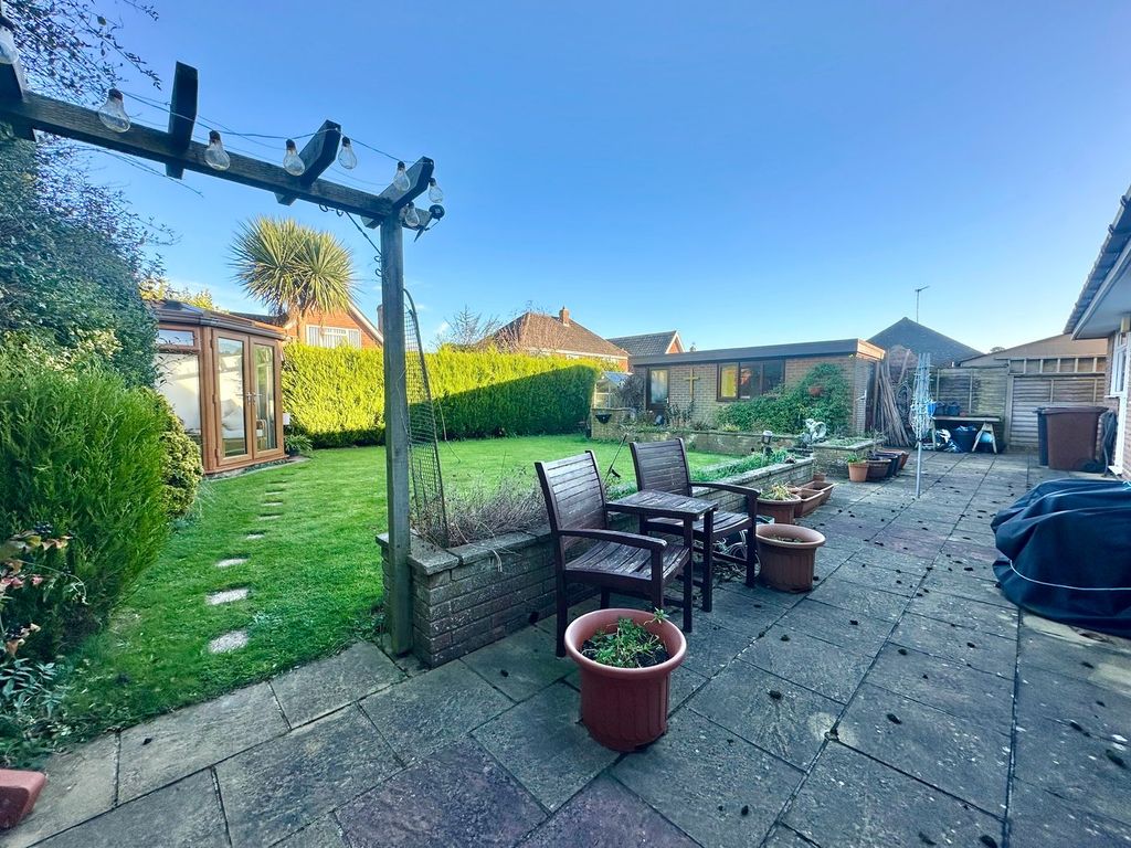 Property photo 2 of 22