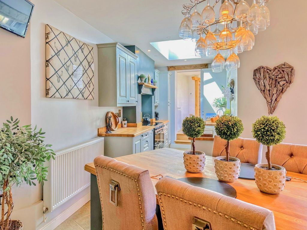 Property photo 2 of 55 4429914