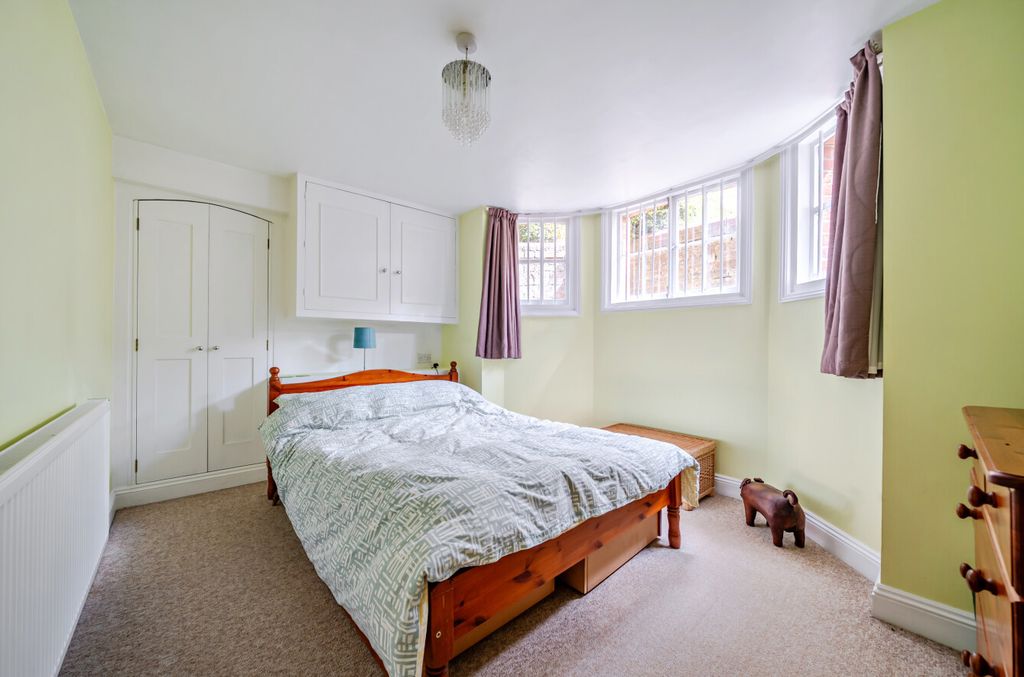 Additional image 30 of 6 bed detached house for saleGuildford, Surrey GU1