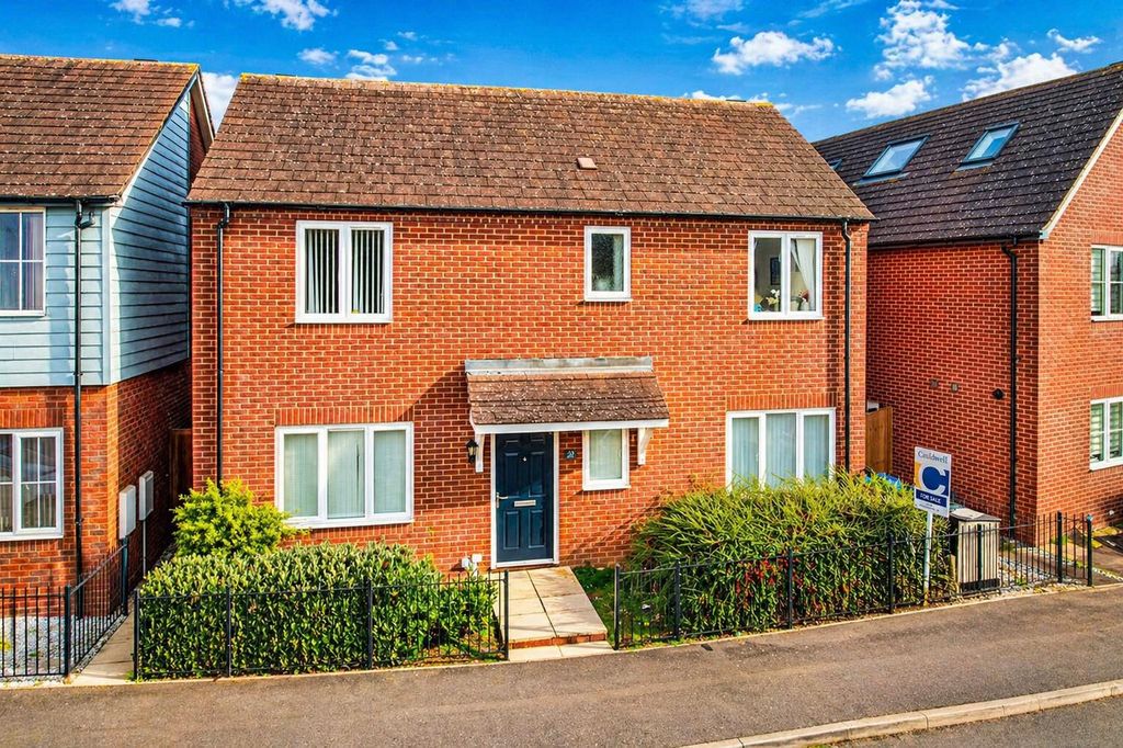 Property photo 1 of 22 5A8Dca4B-B02E-4591-857C-4A66B00Bc7A0.Png