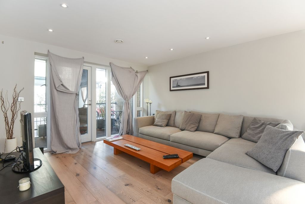 Property photo 1 of 6 240739 (1)c