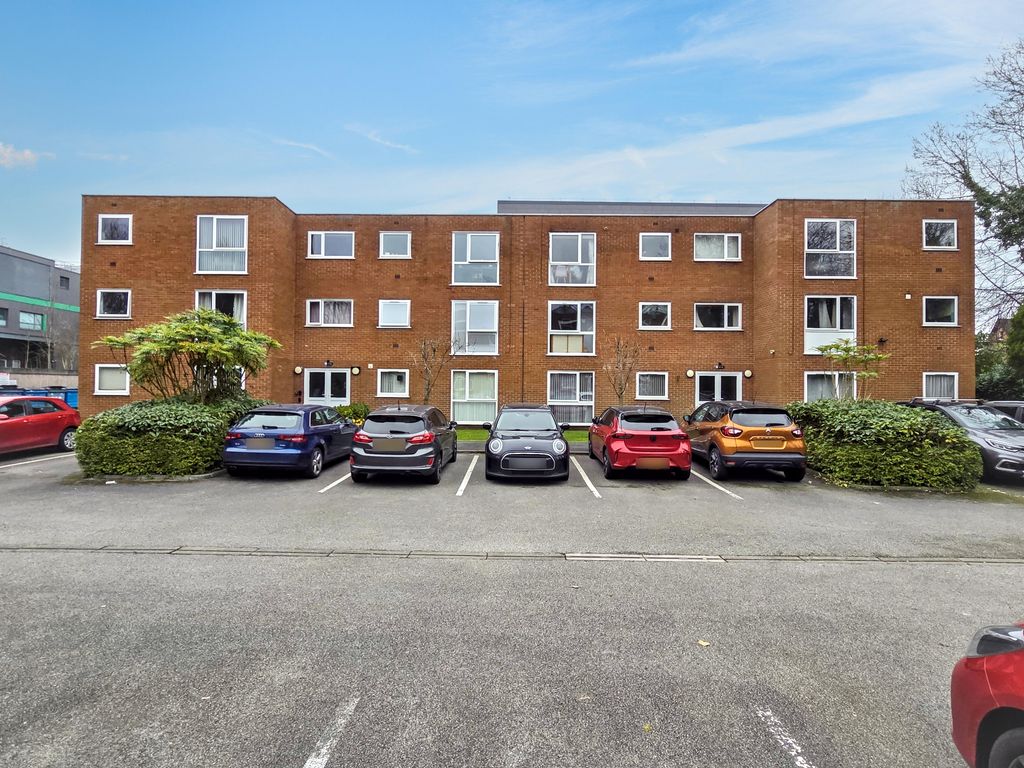 Property photo 1 of 14