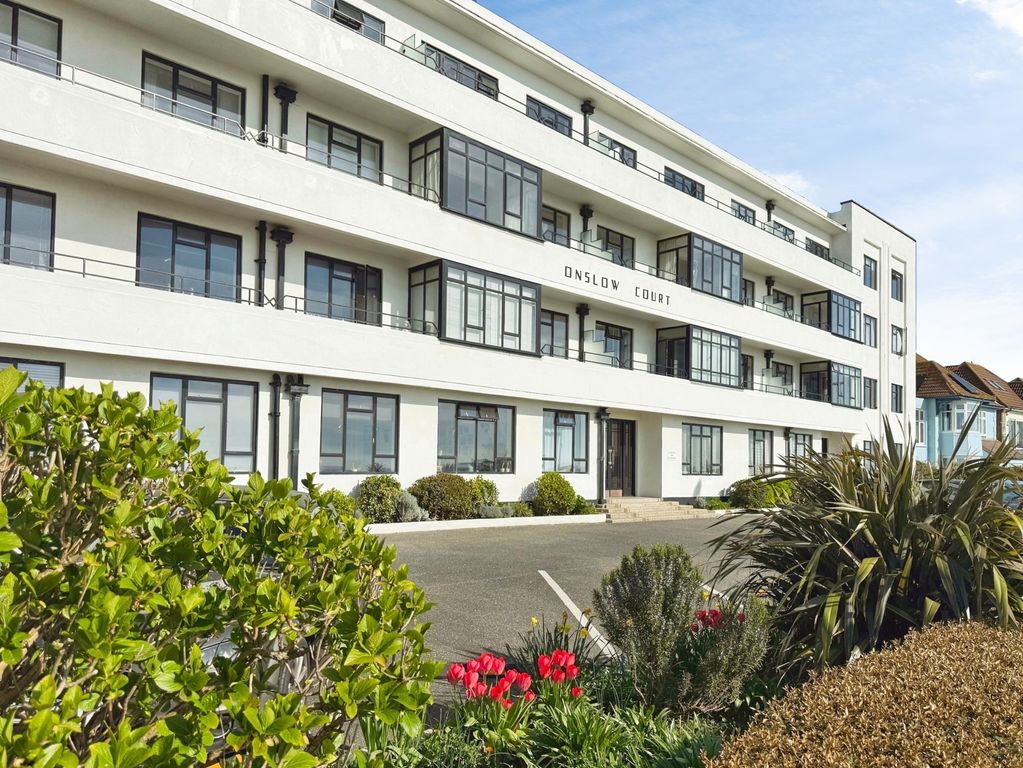 Property photo 1 of 14 Front