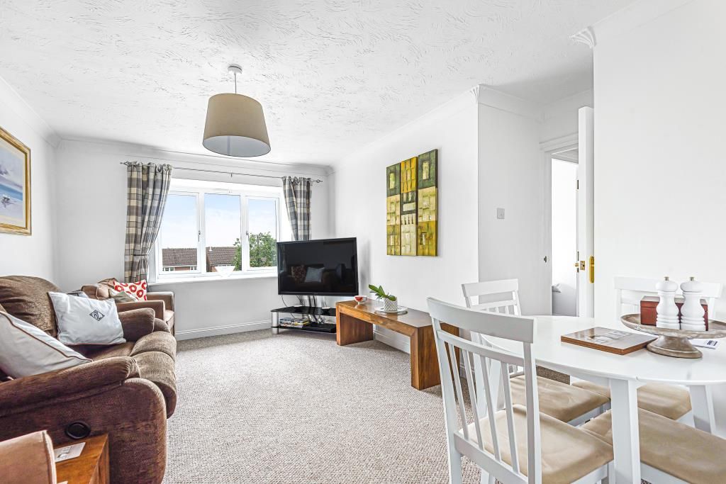 Property photo 2 of 10 Living Room/Dining Area