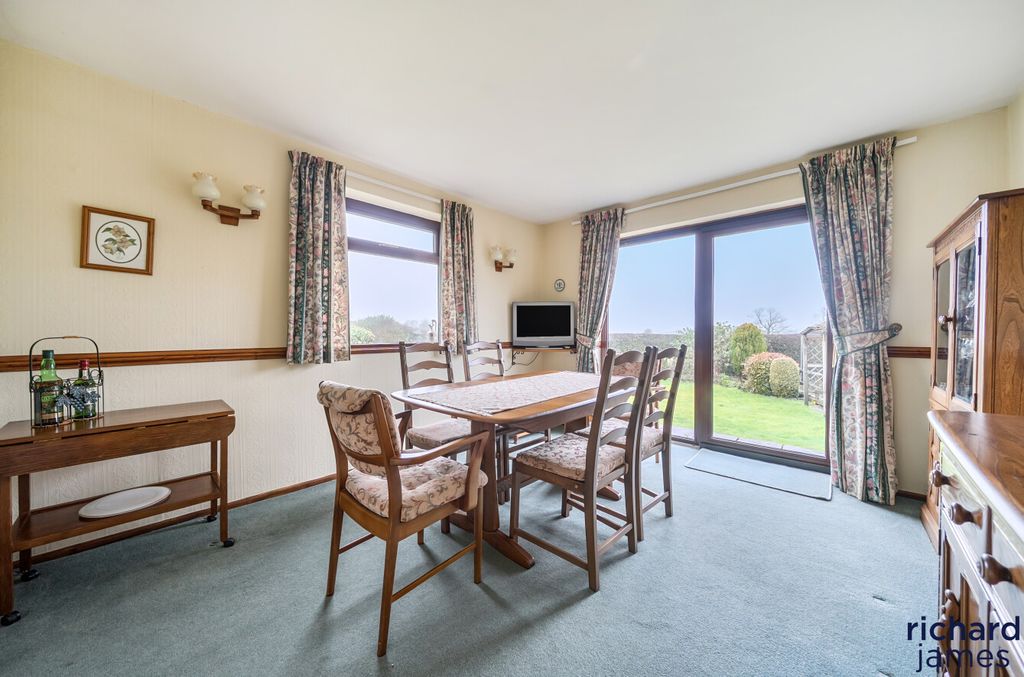 Property photo 3 of 12 5Ea9Af4Df5d74E4Abcb713A65Cbfdb29