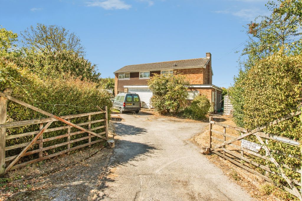 Property photo 2 of 12