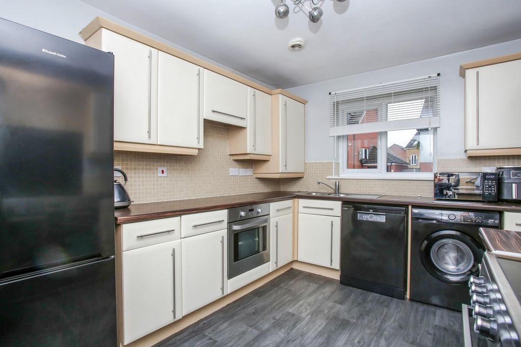 Property photo 3 of 26 Sk2c2037.Jpg