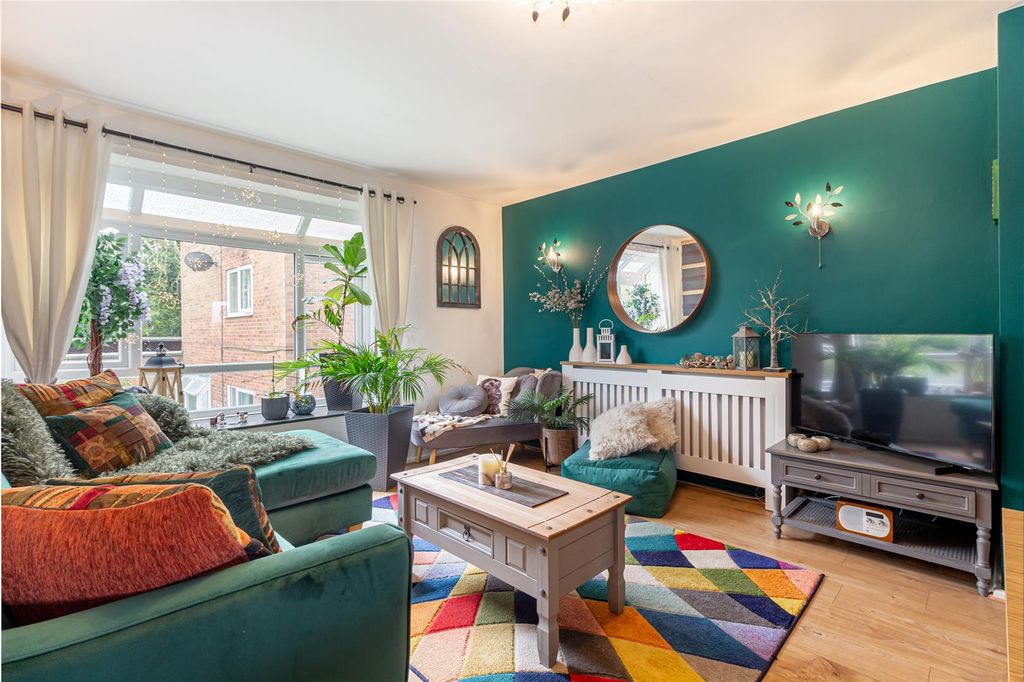 Property photo 3 of 16 Living-Room-3.Jpg