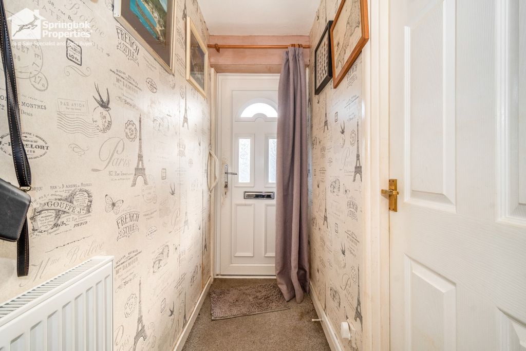 Property photo 2 of 11 Image 1