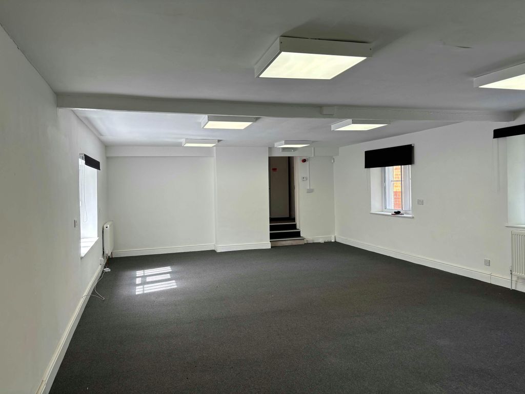 Property photo 2 of 3 Int 1 1st.Jpg