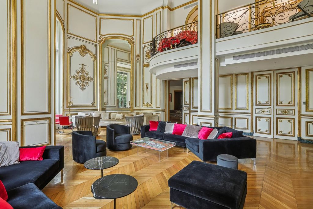 Property photo 3 of 18