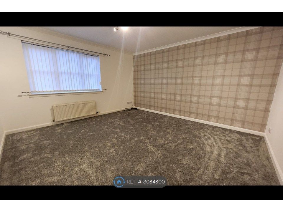 Property photo 2 of 9 Living Room