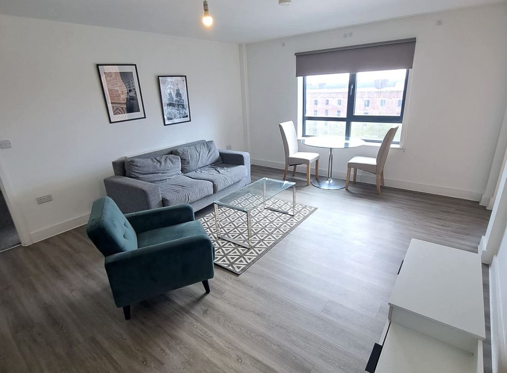 Property photo 2 of 15
