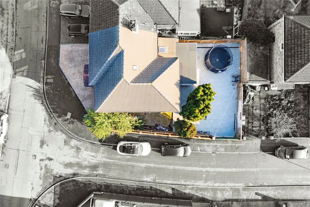 Property photo 2 of 21 Drone