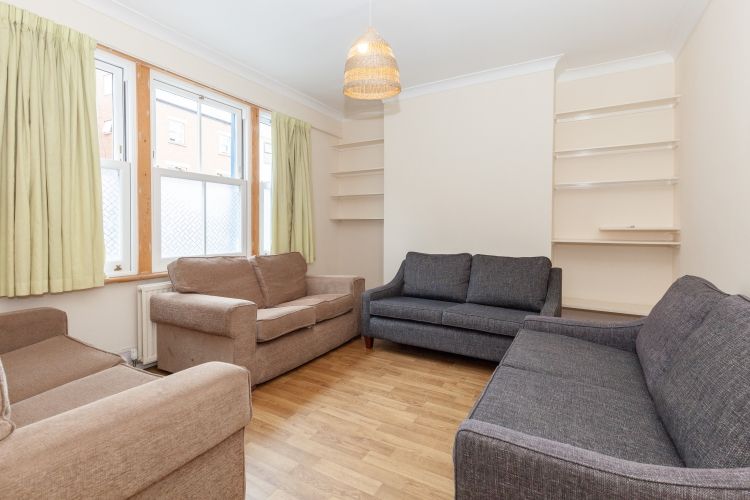 Property photo 2 of 11 Living Room