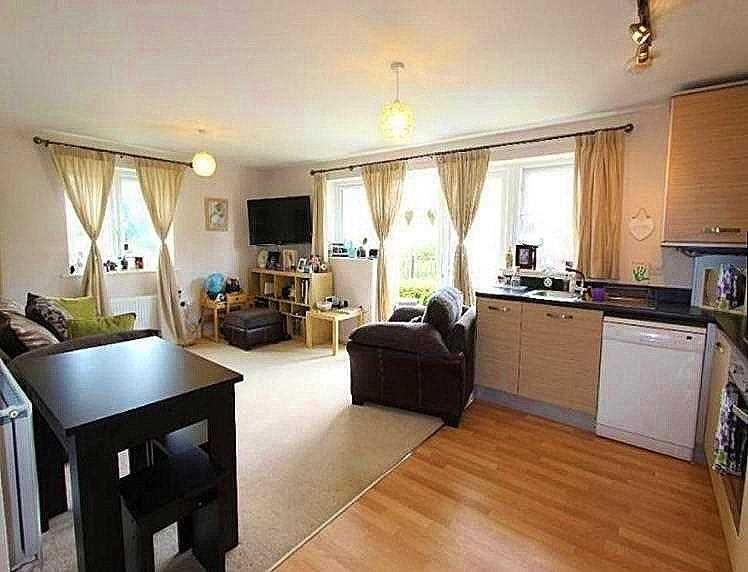 Property photo 3 of 6