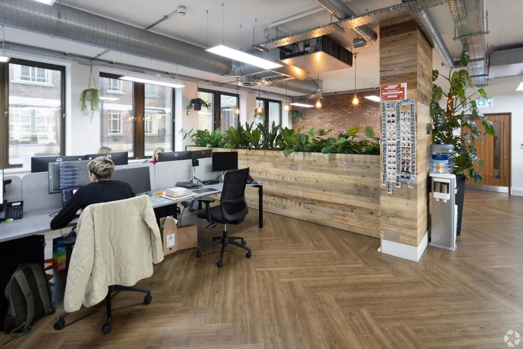 Property photo 2 of 8 Photo 5