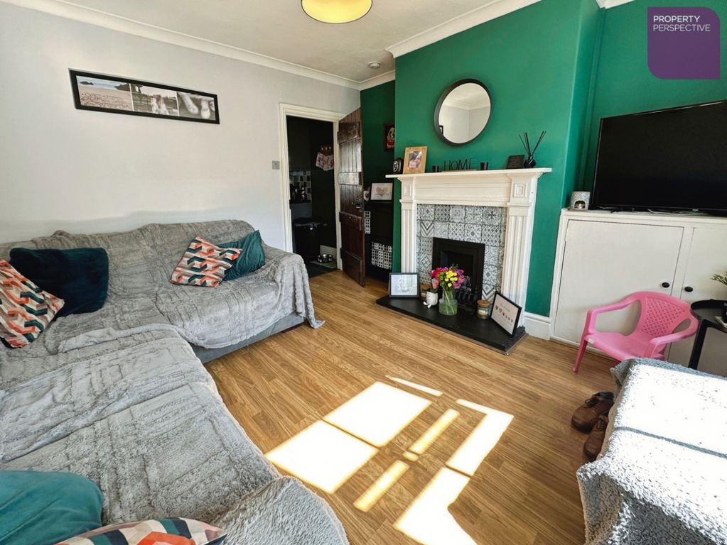Property photo 3 of 11 Pbox-Img.Jpg