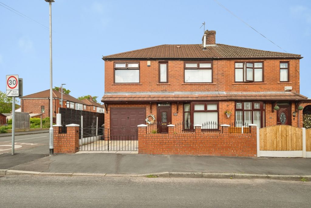 Property photo 1 of 23 Pbox-Img.Jpg