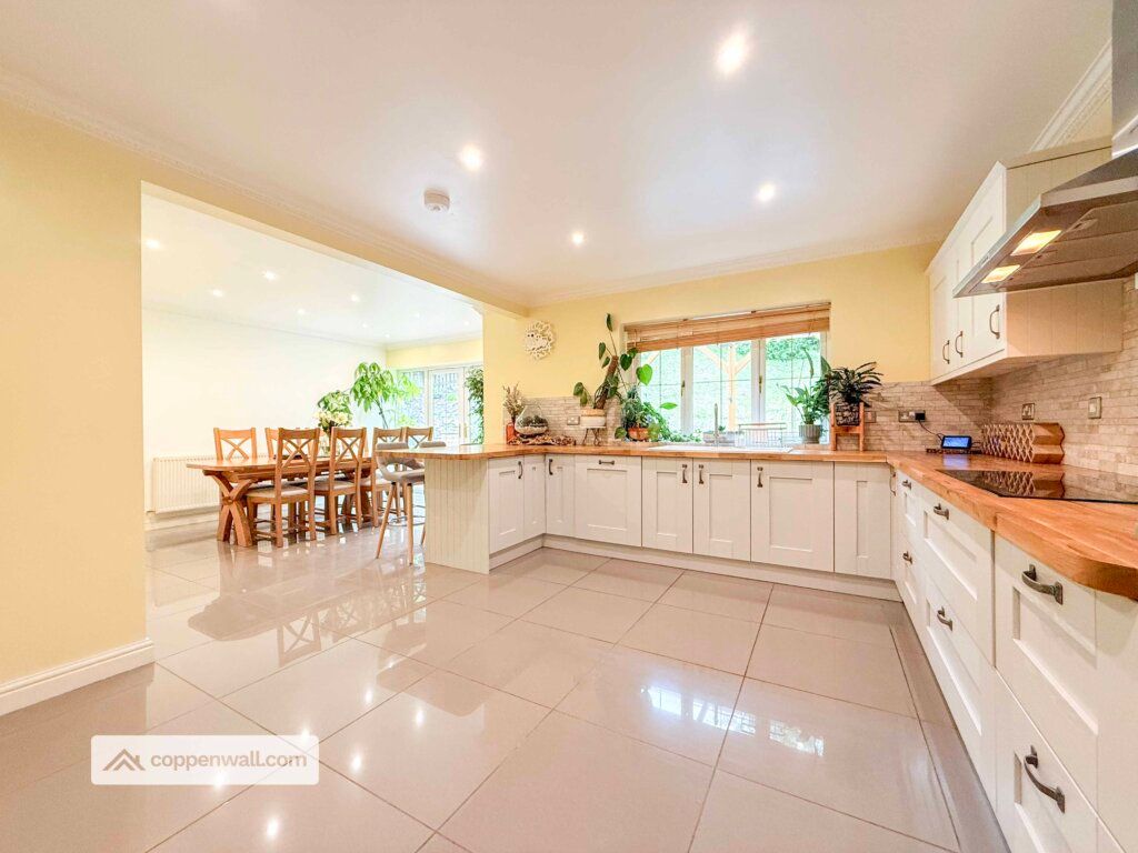 Property photo 1 of 36