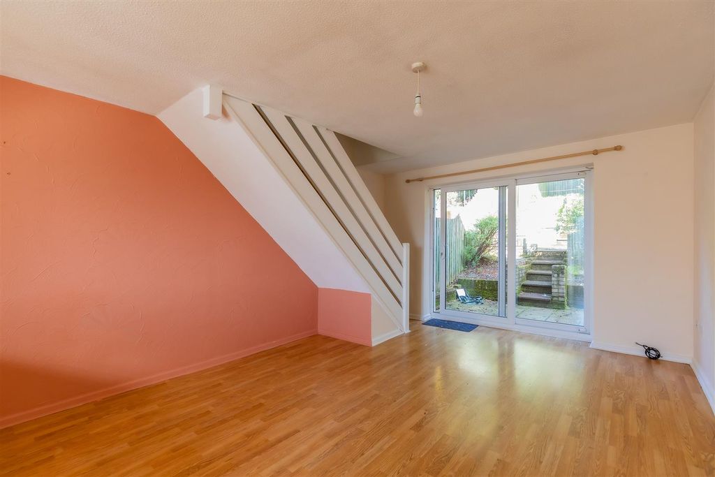 Property photo 2 of 12 35 (4 Of 12).Jpg