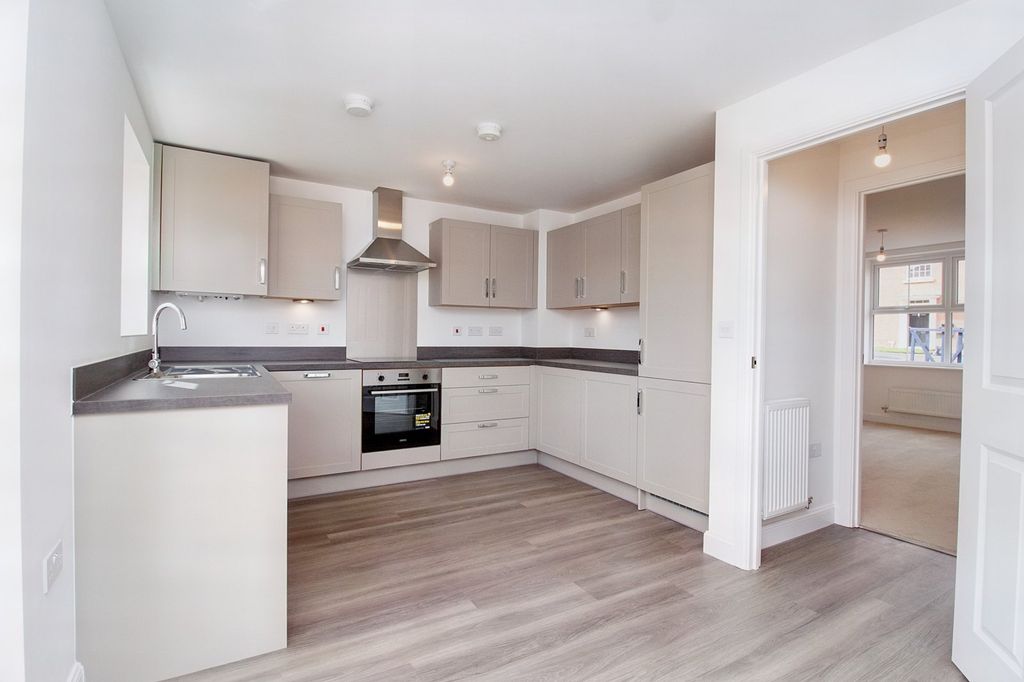 Property photo 3 of 15 Picture No. 04