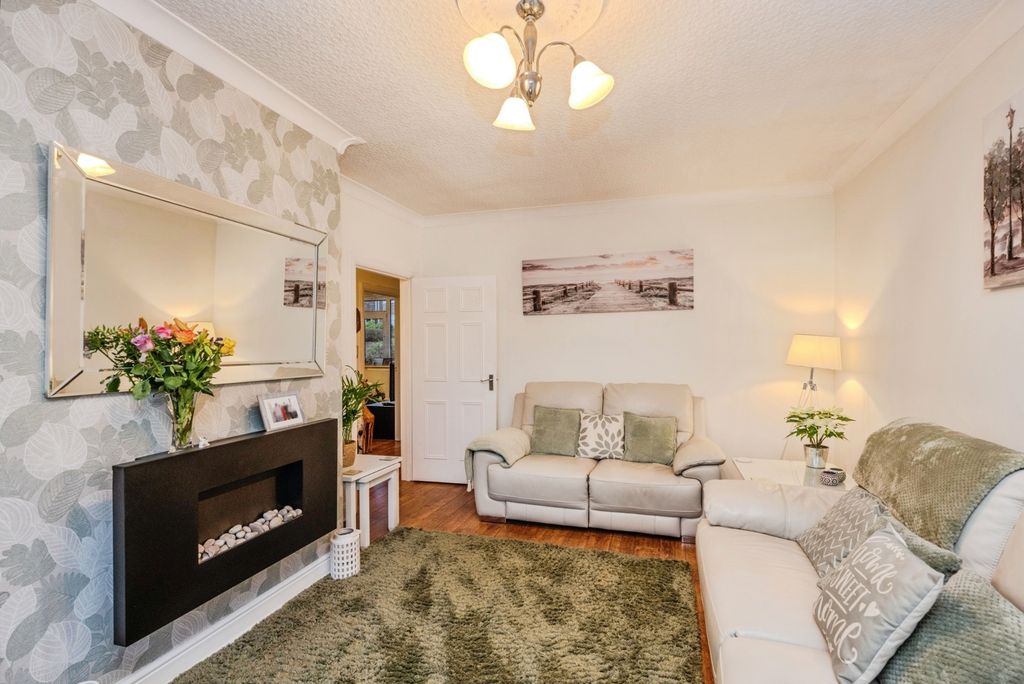 Property photo 2 of 22 Pbox-Img.Jpg