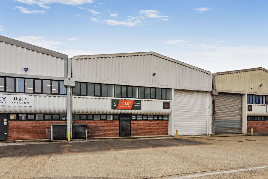 Property photo 1 of 5