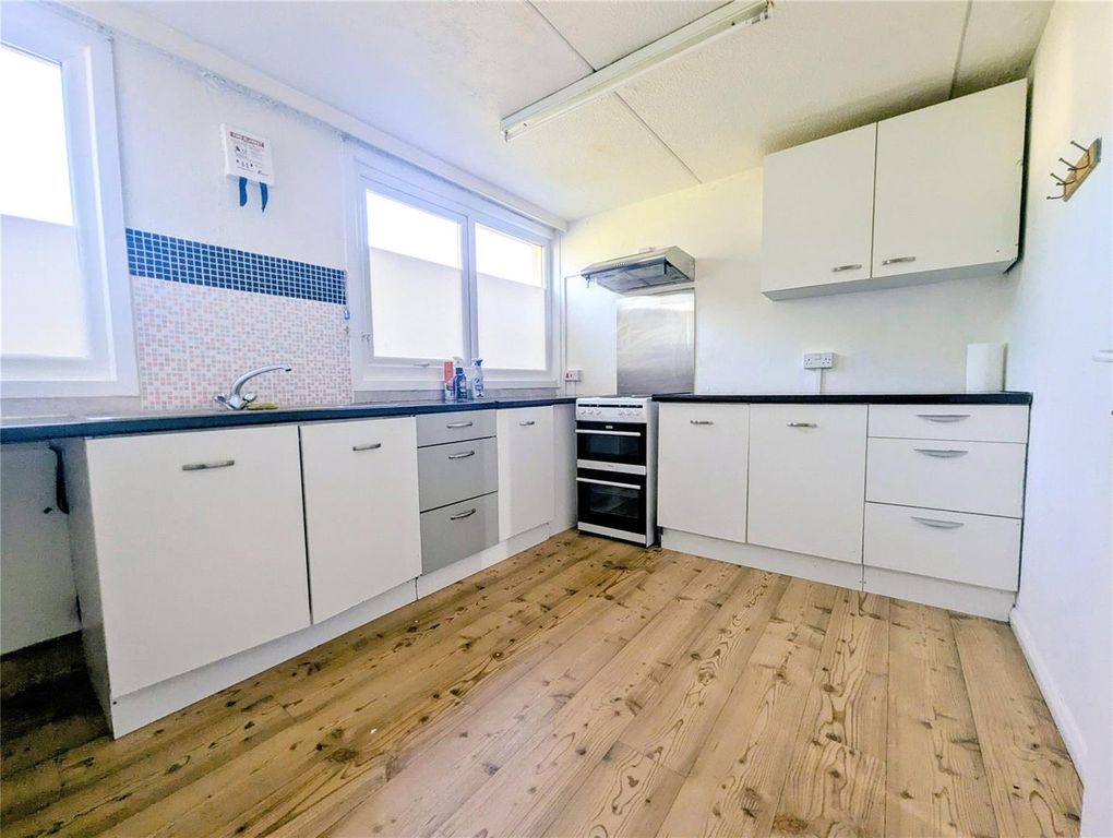 Property photo 2 of 9 6.Jpg