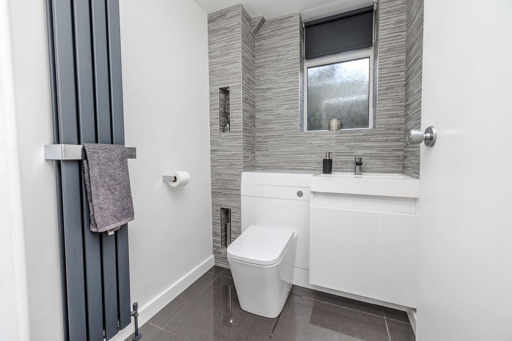 Additional image 17 of 4 bed property for saleBeech Court, Darras Hall, Ponteland, Newcastle Upon Tyne NE20