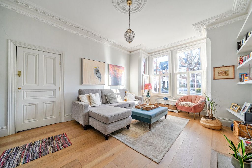 Property photo 2 of 9 Picture No. 14