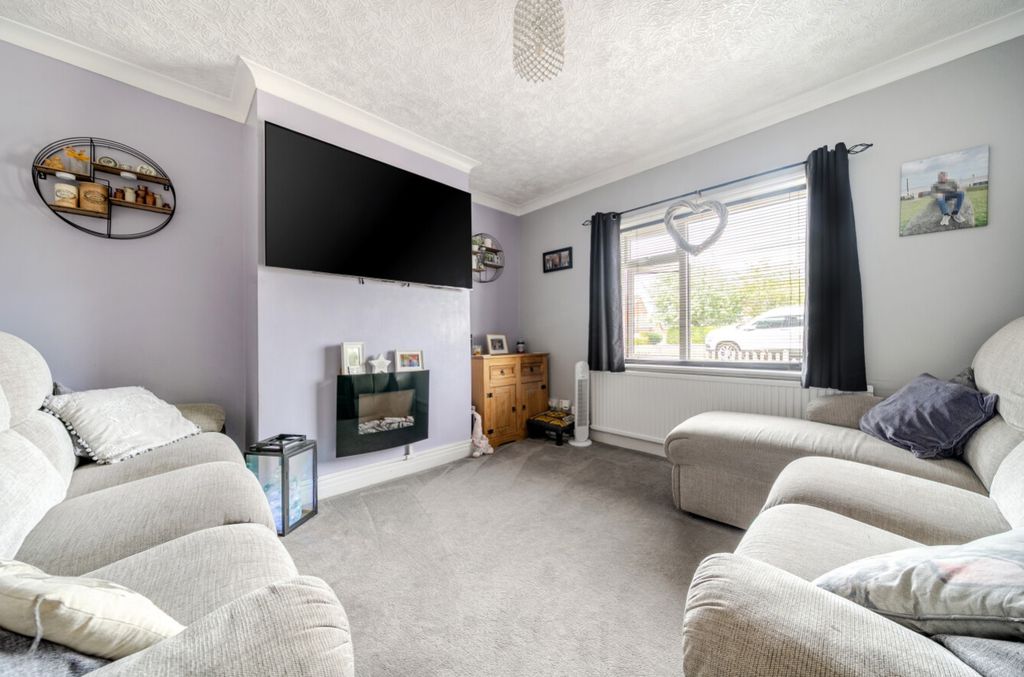 Property photo 3 of 23 1319254-16-6867F75cc40B8