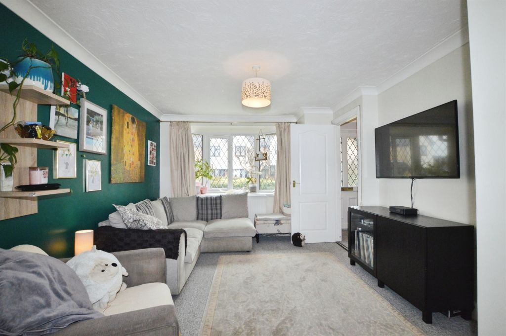 Property photo 3 of 18