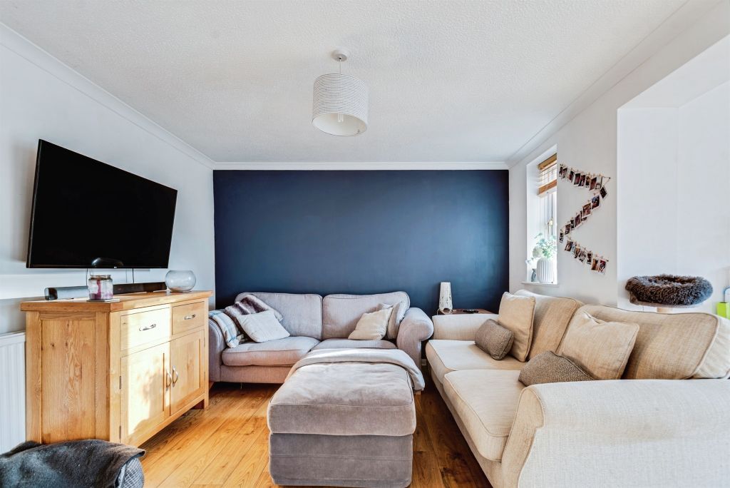 Property photo 3 of 14