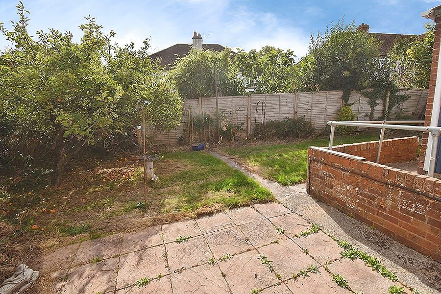 Property photo 2 of 8