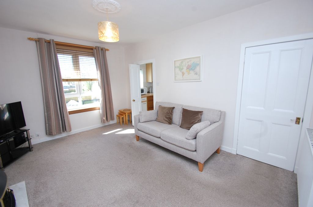 Property photo 3 of 25 5088932