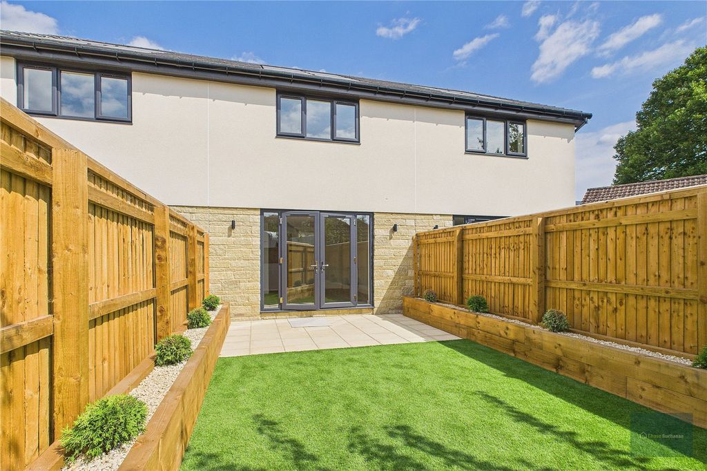 Property photo 3 of 11 Picture No. 08