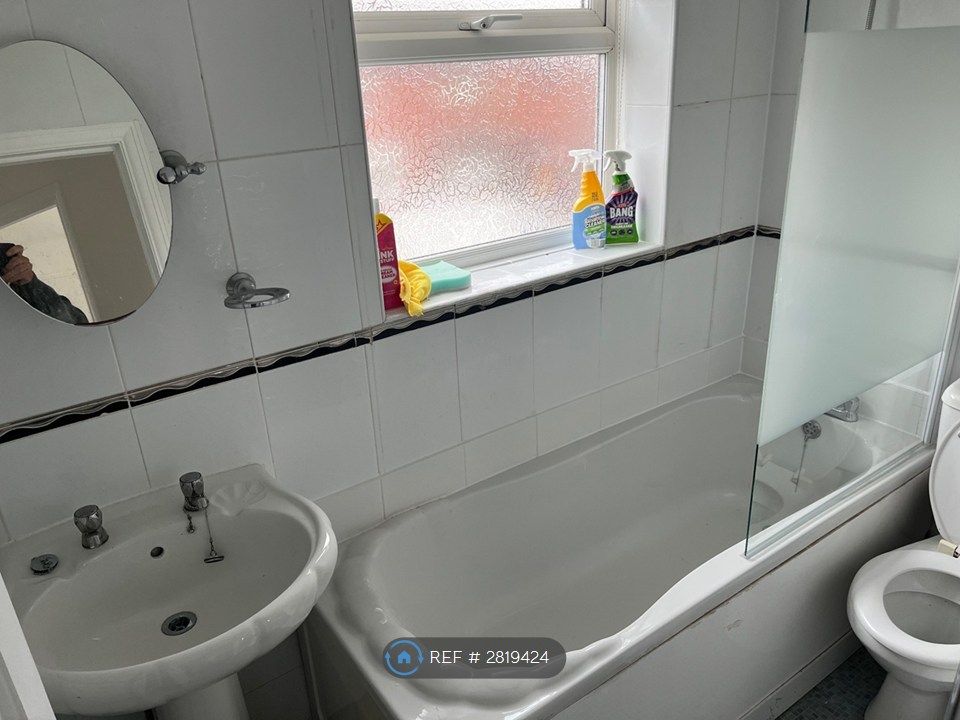 Property photo 3 of 4