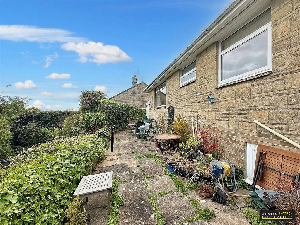 Property photo 3 of 14