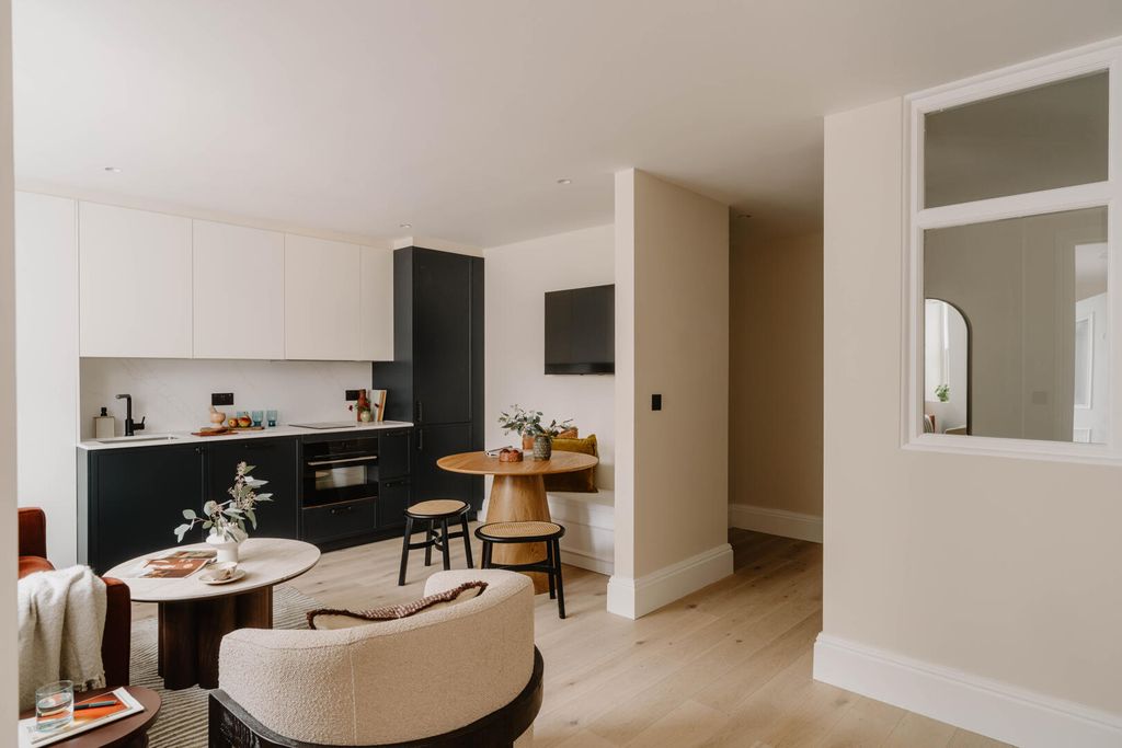 Property photo 1 of 11 Tav1