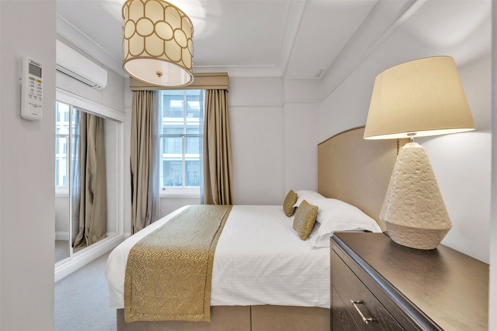 Property photo 2 of 26 Picture No. 15