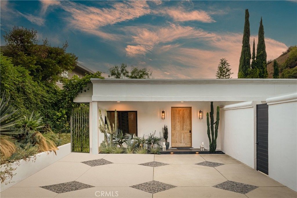 Property photo 1 of 39