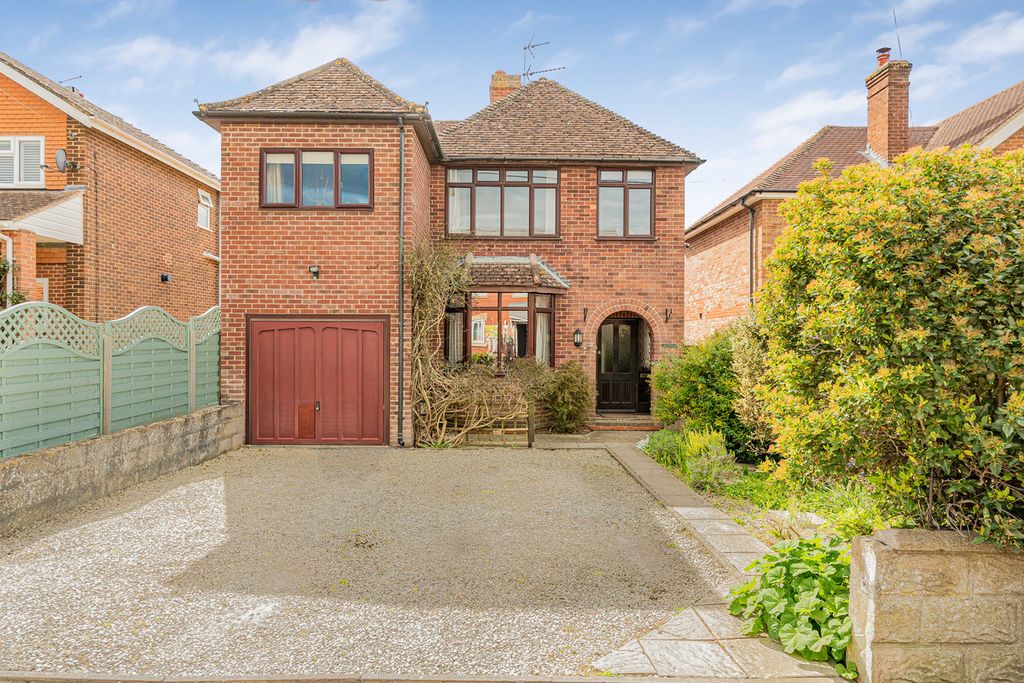 Property photo 1 of 25