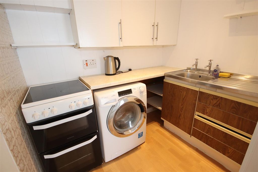Property photo 3 of 10 Img_6984.Jpg