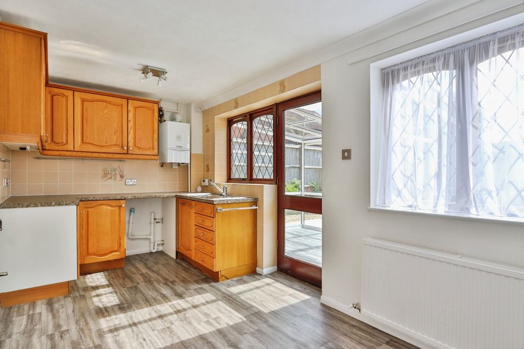 Property photo 2 of 19 Kitchen/Diner
