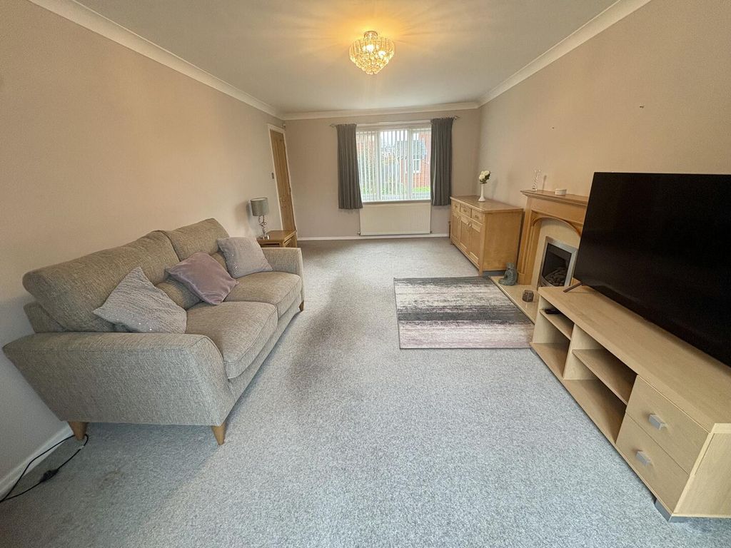 Property photo 2 of 29 Living Room