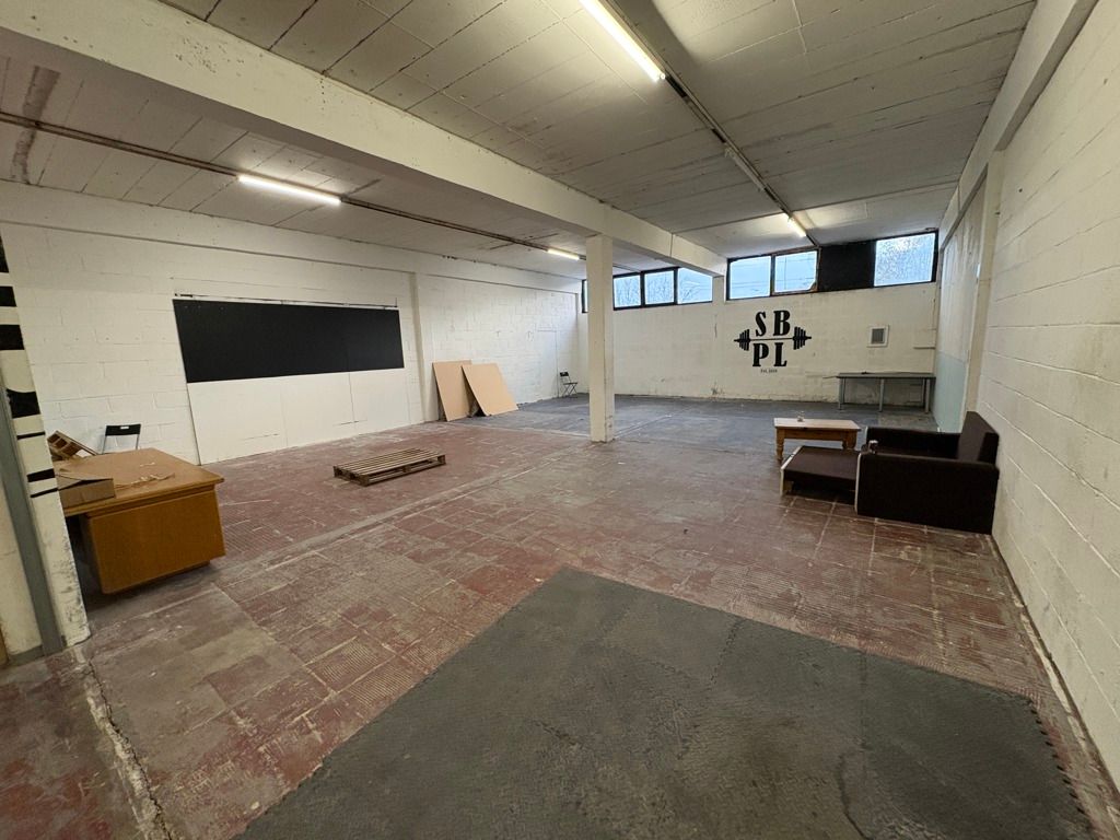 Property photo 3 of 7 Photo 2