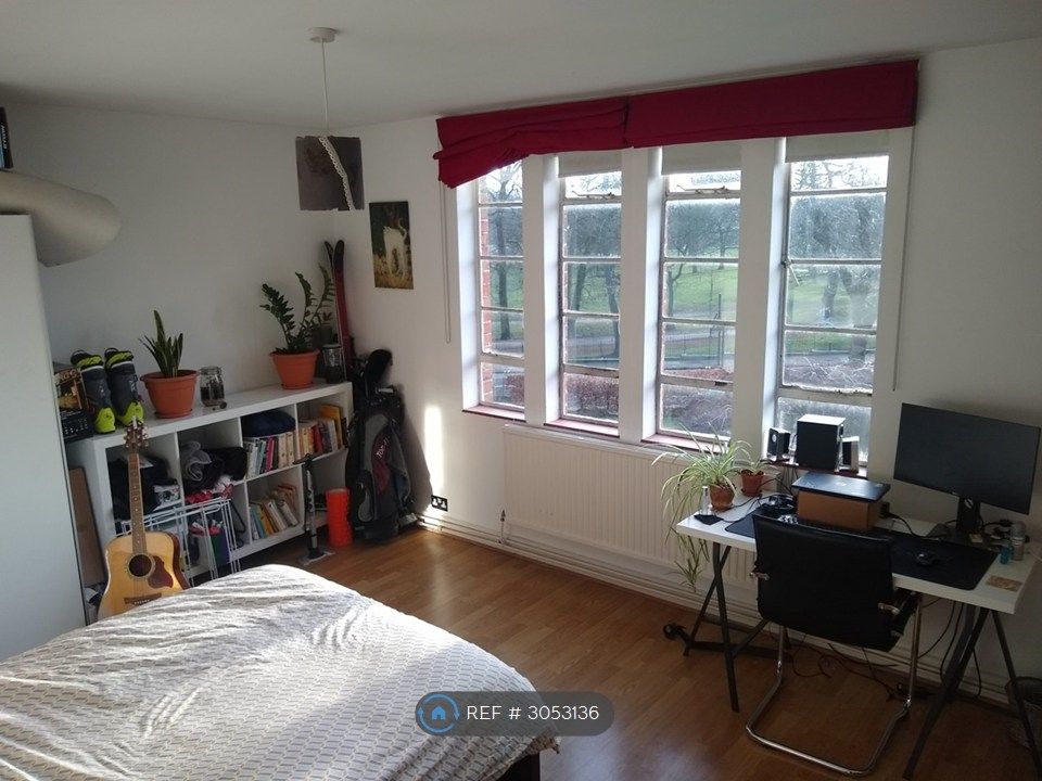 Property photo 3 of 13