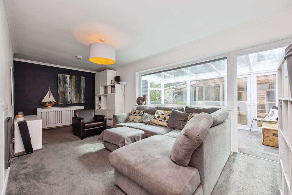 Property photo 2 of 22 Pbox-Img.Jpg