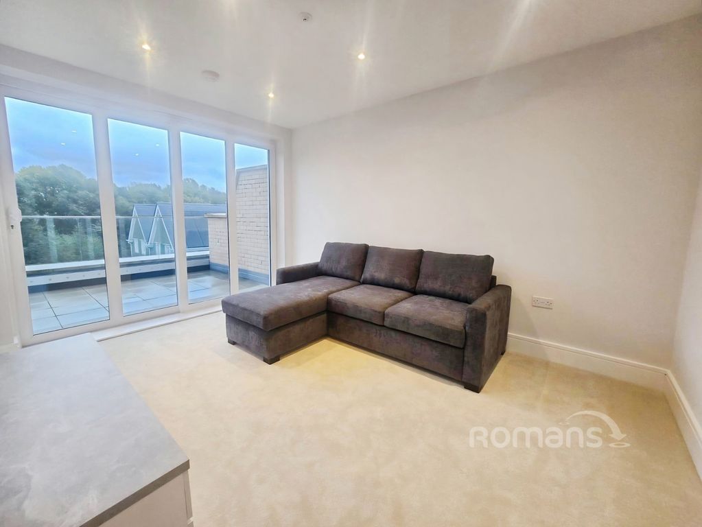 Property photo 3 of 12 Pbox-Img.Jpg